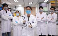 Prof. Sun (middle) and his research team