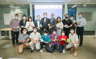 Led by Prof. Yeung King Lun (back row, 5th left), the STEAM education project has produced disinfection devices with joint efforts from Lee Hysan Foundation, Carmel Alison Lam Foundation Secondary School, and Lok Sin Tong Yu Kan Hing Secondary School.