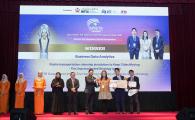 Jacob Lo of the HKUST Great Smart Cities Institute (first right) and Ir. May Tso (third right) and Adrian Kwan (second right) of MTR represented the team to receive the Winner Award and Second Runner-up Award at the APICTA Awards 2024 in Brunei.