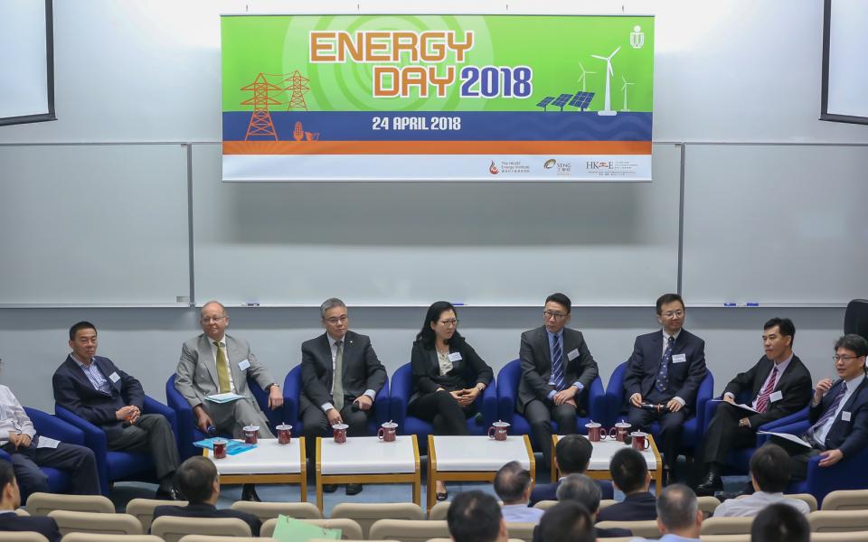 A panel of experts discuss “where are the opportunities for innovation and application in the shifting energy paradigm”. 