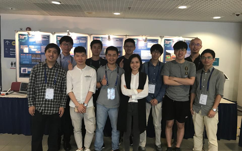 Students and staff of the WeChat-HKUST Joint Lab on Artificial Intelligence Technology