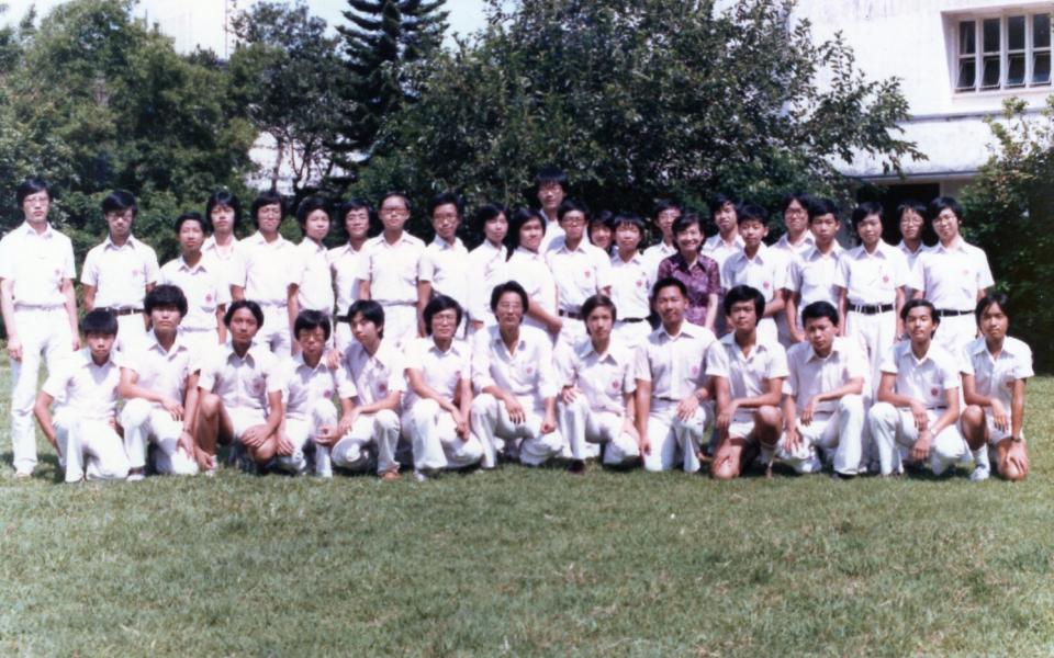 High school years of Prof. So (eighth left, back row) at Queen’s College, Hong Kong.