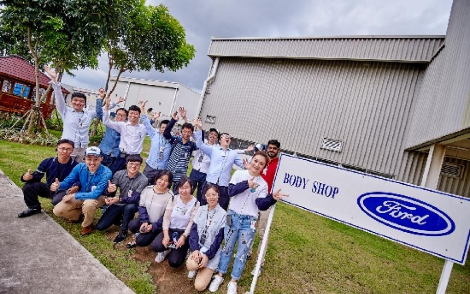 The 3rd year of the Ford-Hong Kong University of Science and Technology (HKUST) Conservation and Environmental Research Grants program concluded with 15 grant recipients visiting the Ford Thailand Manufacturing plant in Rayong, Thailand