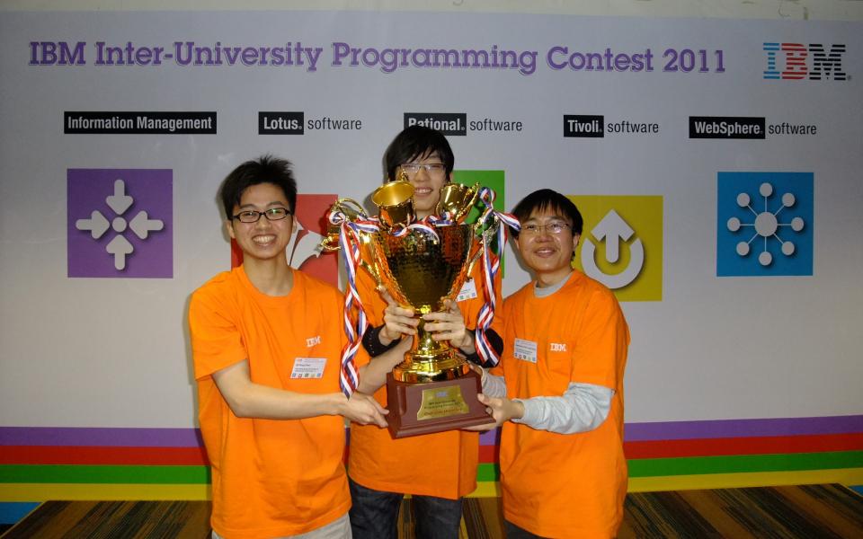 The Champion Team (from left): Qifeng Chen, Jueyi Wang and Desmond Hung