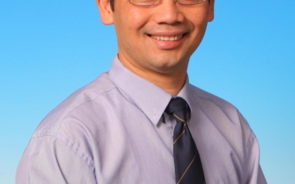 Prof Howard Luong 