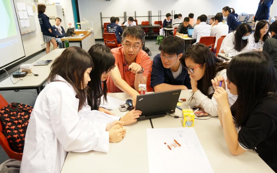 SIGHT and SENG Hold Workshop for High School Students