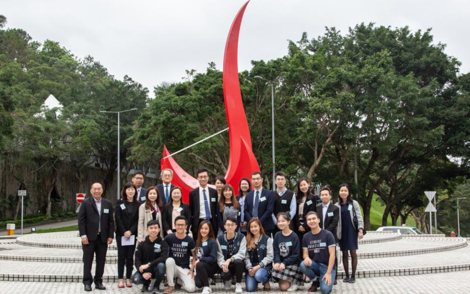 Group photo at the iconic “Red Bird Sundial”