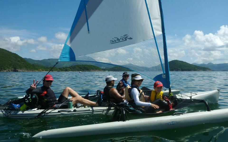 Prof. Sander with his family and friends enjoying kayak sailing in Sai Kung. 