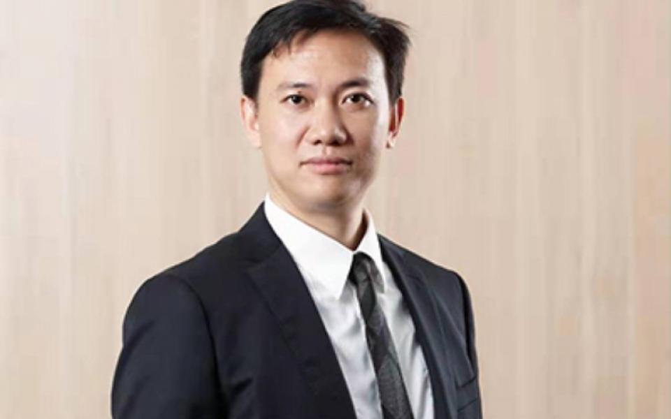 MBA graduate (2014) Eric ZHOU