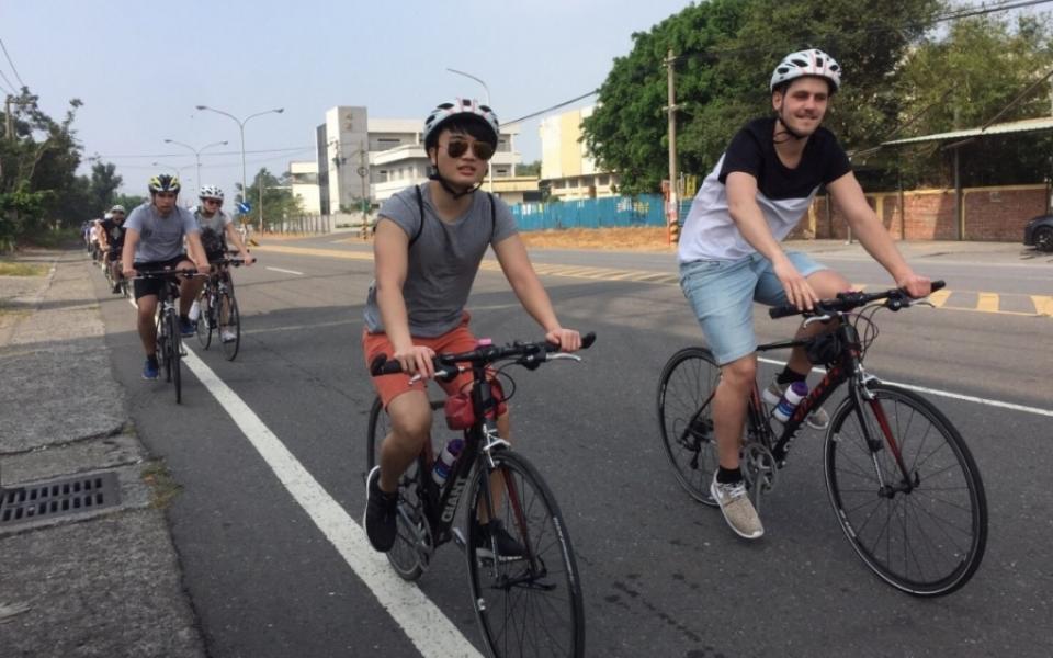 Road cycling at Kaohsiung, Taiwan