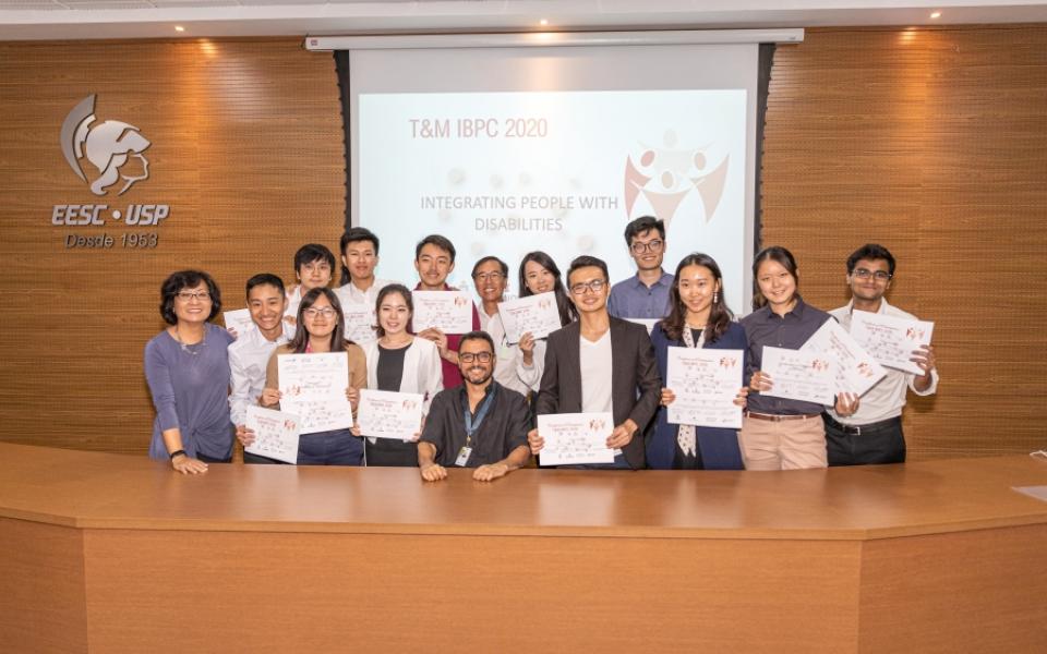 Students from Dual Degree Program in Technology & Management of HKUST joined the competition