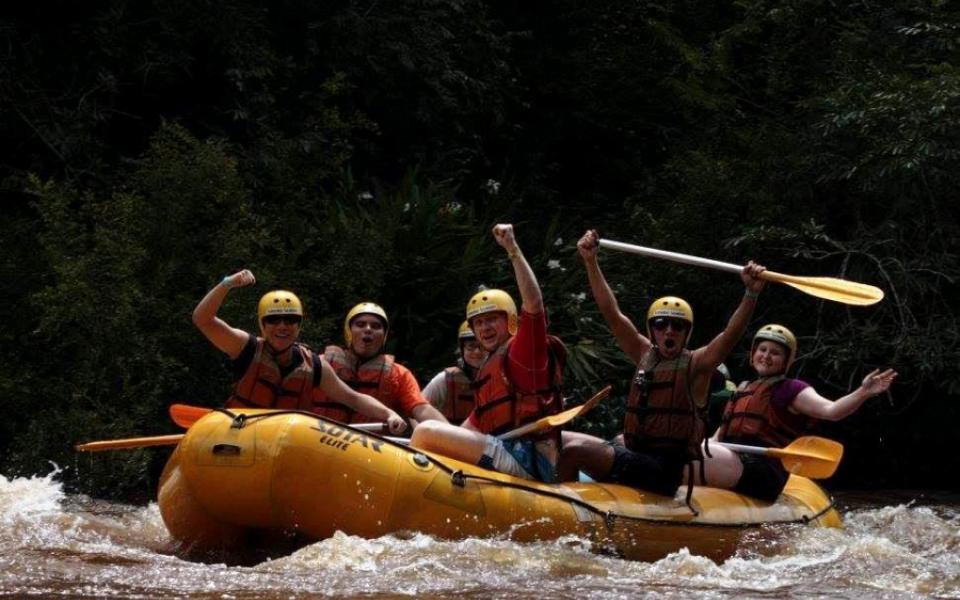 Thrilling rafting at Brotas