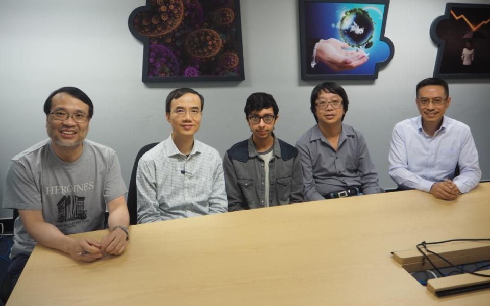 Yash (middle) and his faculty advisers: (from left) Prof. King L. CHOW, Director of IPO/IIM; Prof. Jimmy FUNG, Head of Division of Environment & Sustainability (ENVR) / Professor of Department of Mathematics; Prof. Alexis LAU, Professor of ENVR and Department of Civil and Environmental Engineering; Prof. Terrence YEE, Senior Lecturer of ENVR / Professor of Engineering Practice, Department of Chemical & Biological Engineering