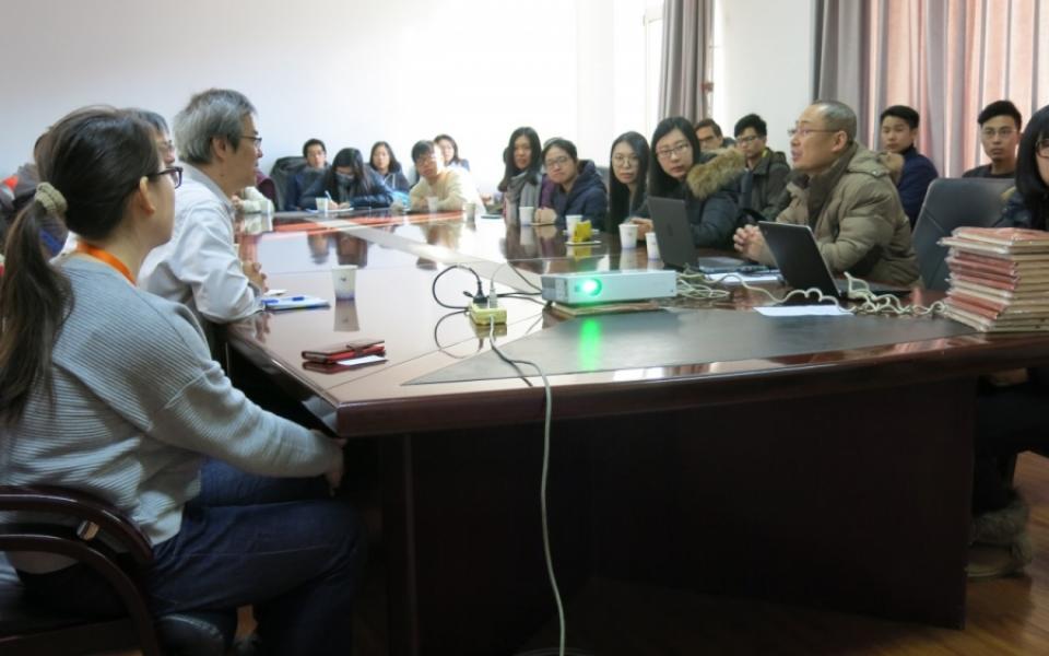 Students participated in the talks held by Chinese Center for Disease Control and Prevention to discuss health risks caused by air pollution and other health topics related to the urban development