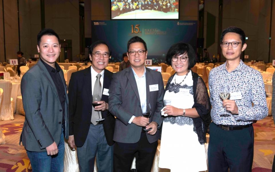 From left: Mr Andy TSUI, T&M-DDP Industrial Advisory Board Member, Prof. Chi Ming CHAN, Co-founder of T&M-DDP, Prof. Hong Kam LO, Head of Department of Civil & Environmental Engineering, Prof. Betty LIN, Associate Director of T&M-DDP, Prof. Fugee TSUNG, Department of Industrial Engineering & Decision Analytics