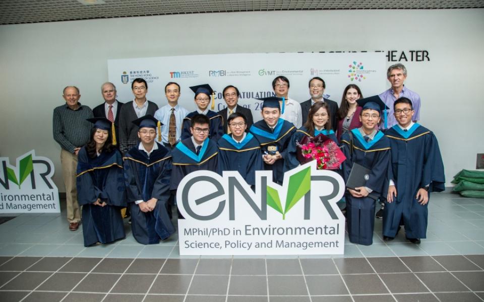 Graduates of MPhil & PhD Environmental Science, Policy and Management Program (ESPM) took photo with our faculty members from Division of Environment and Sustainability (ENVR): (from left to right at the back row) Prof. David BROWN, Prof. Robert GIBSON, Prof. Jimmy CHAN, Prof. Jimmy FUNG, Head of ENVR, Prof. Chi Ming CHAN, Prof. Alexis LAU, Prof. King L. CHOW, Director of IPO, Prof. Kira MATUS and Prof. Gerald PATCHELL