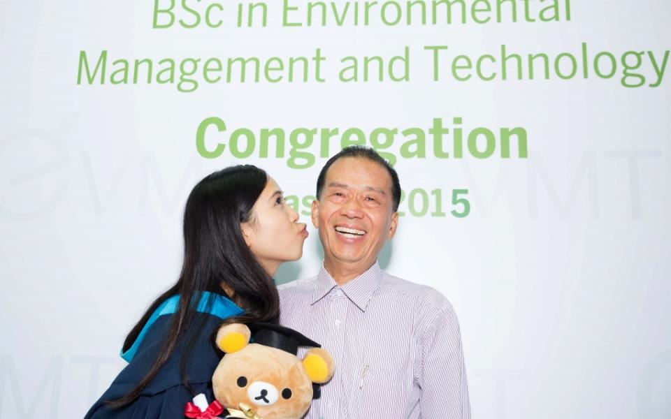 Parents are always the happiest to witness children’s graduation