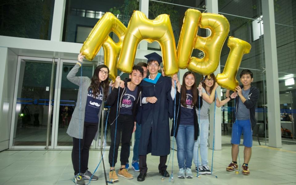 RMBI Student Association prepared these special balloons for photo taking