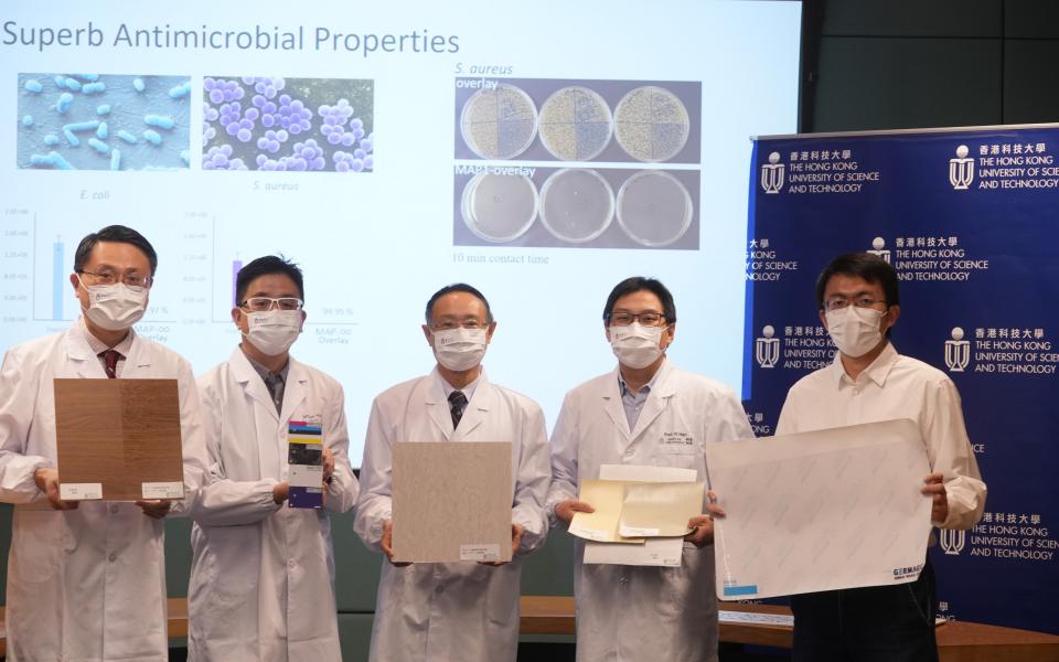 (From left) Prof. YEUNG King-Lun, Director of HKUST-CIL Joint Laboratory of Innovative Environmental Health Technologies (HKUST-CIL Lab); Mr. Hamilton HUNG, Chief Marketing Officer of Chiaphua Industries Limited; Prof. Joseph KWAN and Prof. HAN Wei, Associate Directors of HKUST-CIL Lab and research team member have improved the formula of the antimicrobial coating MAP-1, launched at the onslaught of the Covid-19 pandemic in early 2020, pushing the coating’s durability from 3 months to 5 years.