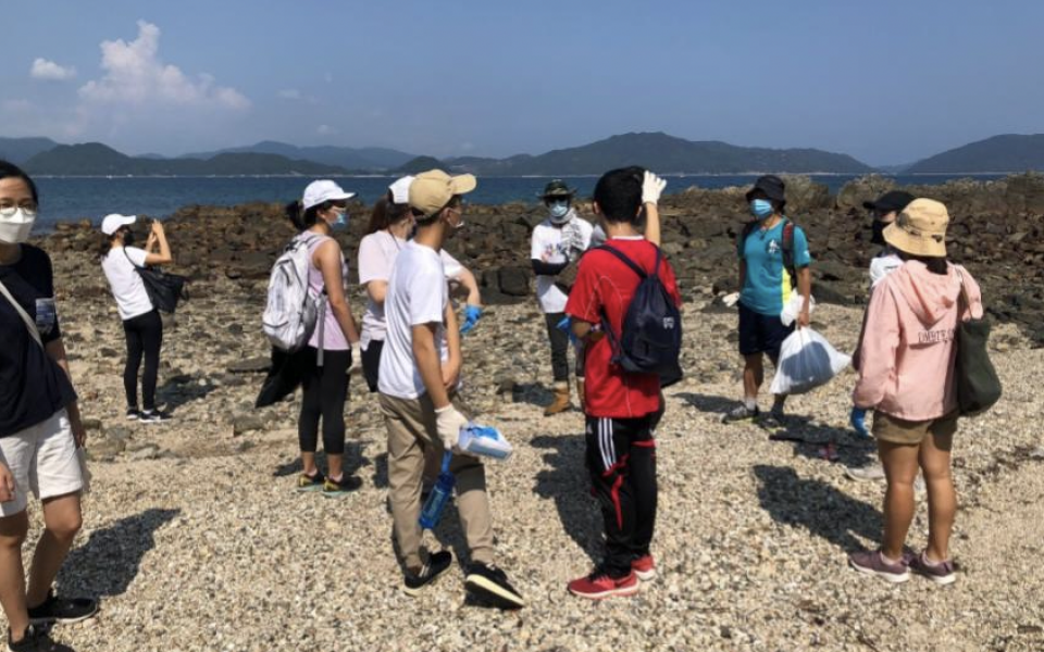 beach clean up