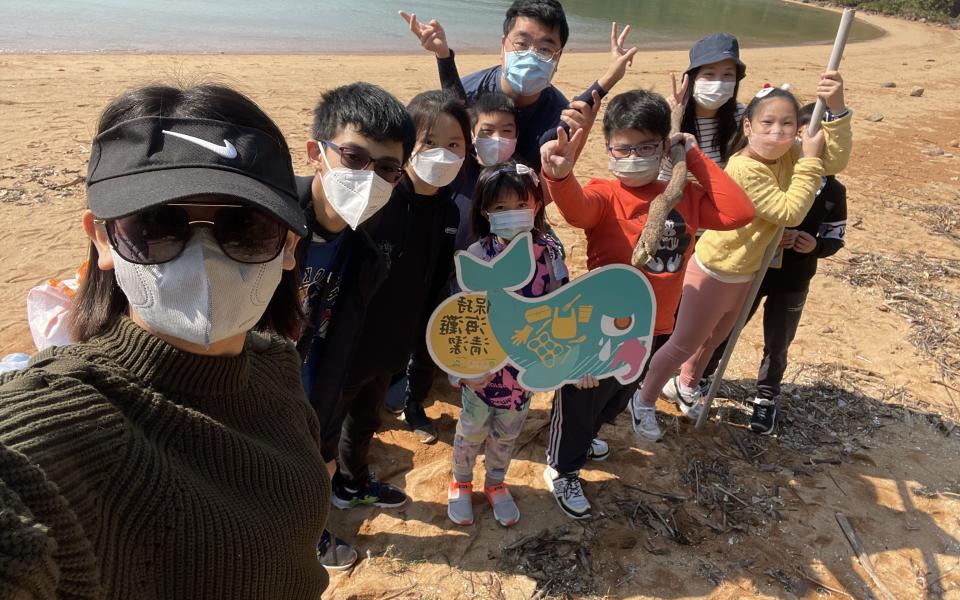 Matthew brought a group of kids to the beach cleaning program