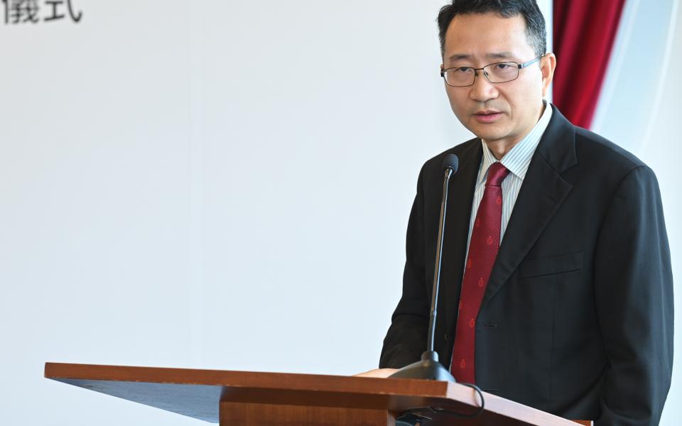 Prof. YANG Jinglei speaks