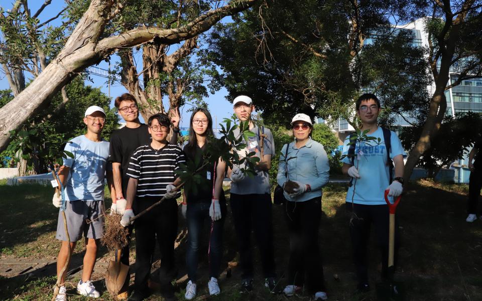 For many participants, it was their first time exploring a forest, experiencing its serenity and getting their hands in the soil.