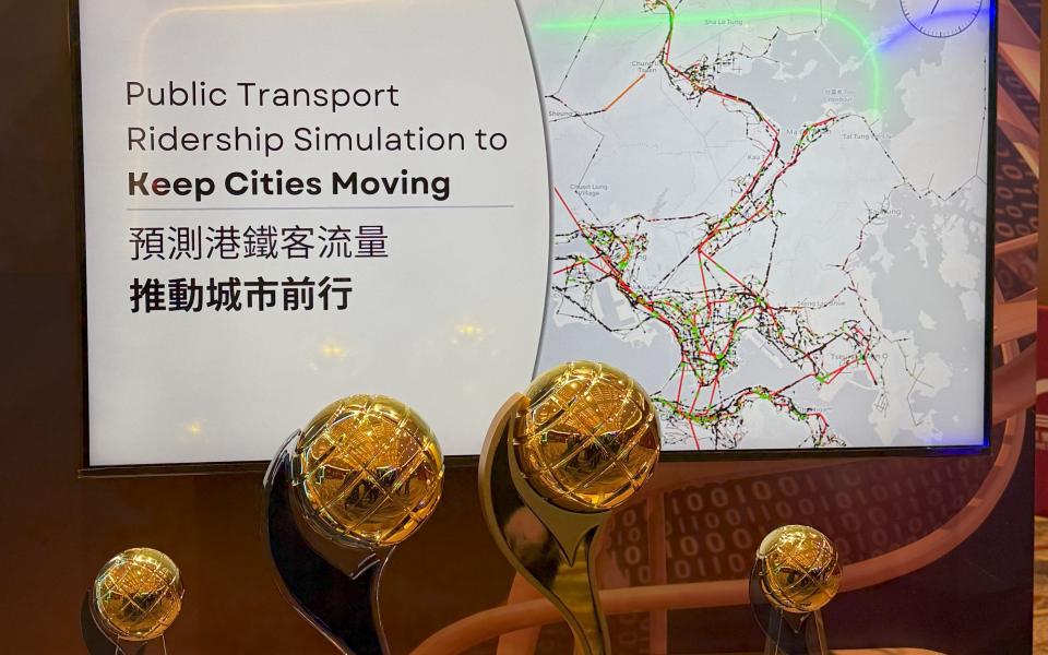 The HKUST-MTR Joint Research Laboratory’s digital twin project received multiple awards at the “Hong Kong ICT Awards 2024”, including the “Smart Mobility (Smart Transport) Gold Award”, “Best Use of AI Award”, “Smart Mobility Grand Award”, and the highest honor, the “Award of the Year”.