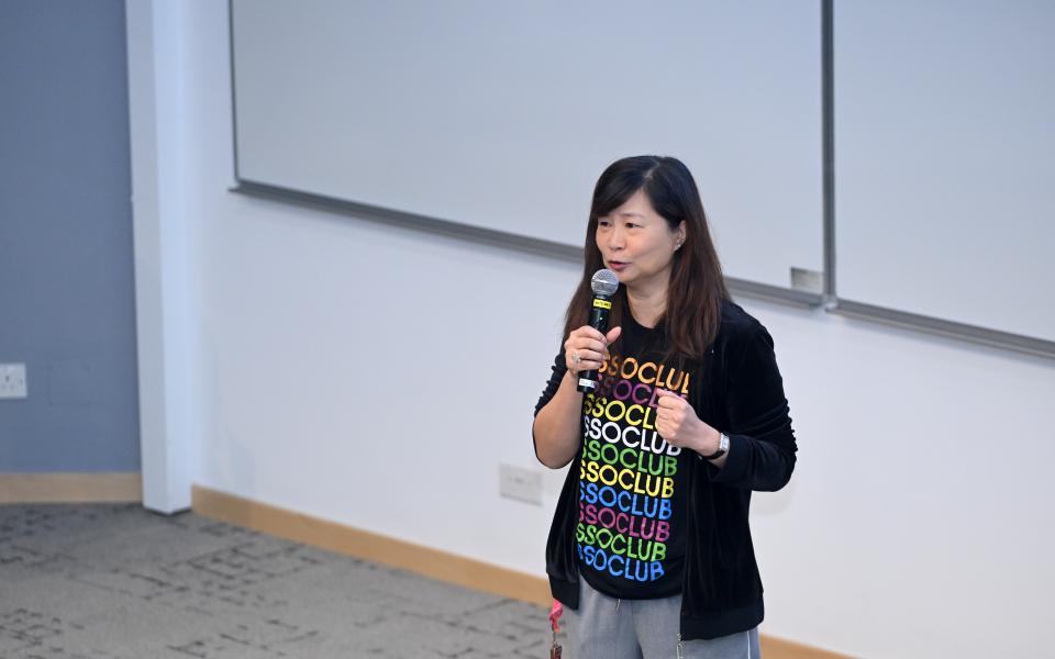 At the opening ceremony, Ms. Mabel Leung from ExxonMobil Hong Kong Limited highlighted the significance of STEAM education for future leaders.