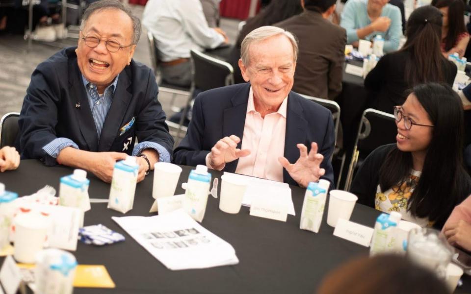 Many well-established businessmen like Jim THOMPSON (middle), Chairman and Founder of the Crown Worldwide Group, welcome the opportunity to share their experiences with young people. (Photo credit: Time Auction)