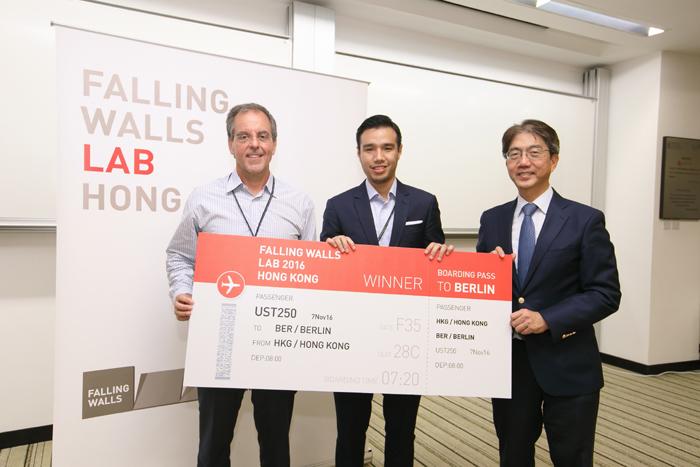 (From left): Prof David Banfield, Professor of Division of Life Science and Chairman of panel of judges, 1st place recipient Daniel Josephus Villaroman, and Prof Joseph H W Lee, Vice-President for Research & Graduate Studies 