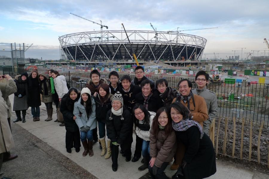 Dual Degree students participate in a unique international business plan competition in London