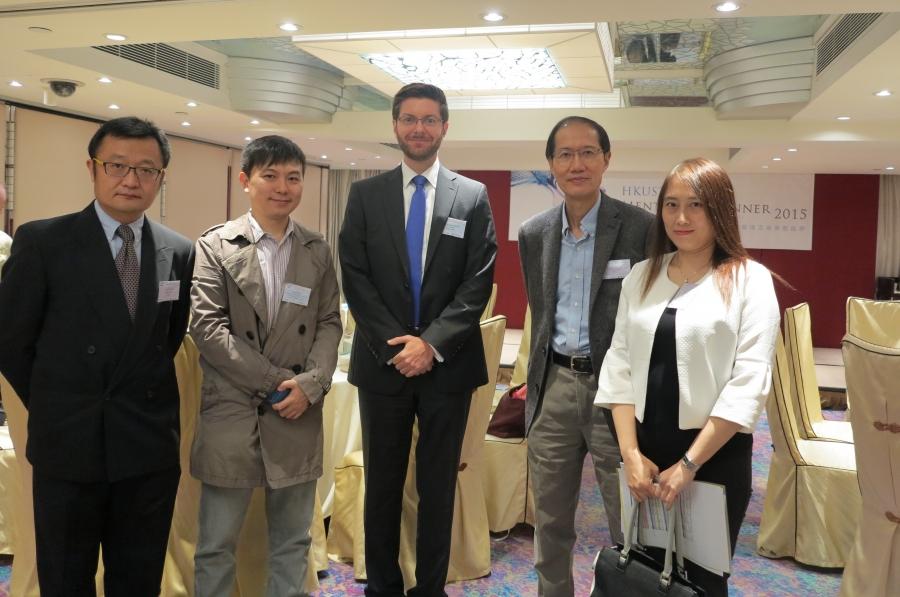 Prof. Lei CHEN, Program Director of RMBI (left), Dr. Adela LAU, UG Coordinator of RMBI (right) and Prof. Shu Ming NG, Affiliated Faculty of RMBI (2nd right) took photo with mentors