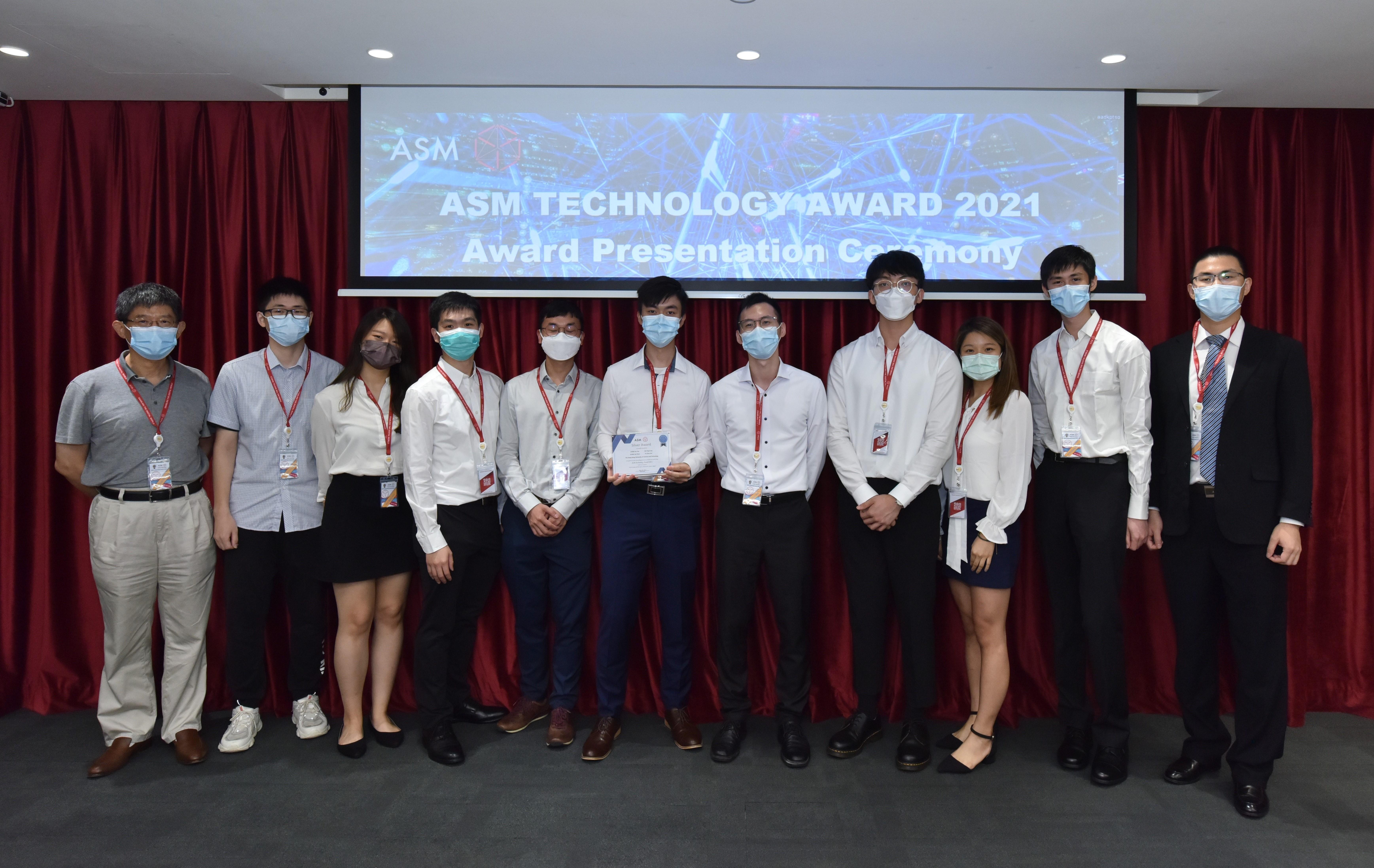 Two nominated teams from HKUST Engineering presented their project concepts and details, and were recognized for their excellence in technology and innovation.