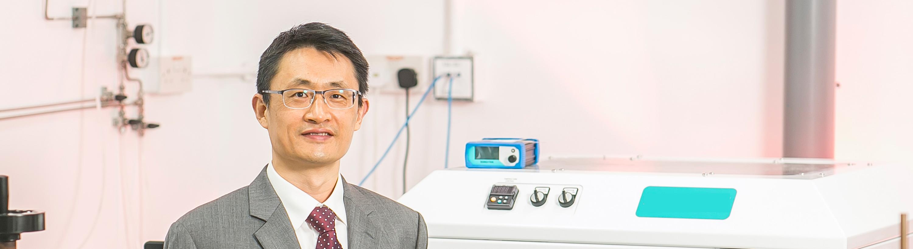 The project of Prof. Shao Minhua on “Development of High Performance and Long Life Hydrogen Fuel Cell Stacks” received the largest amount of funding in the 14 projects approved to date in the Hong Kong government’s Green Tech Fund. 